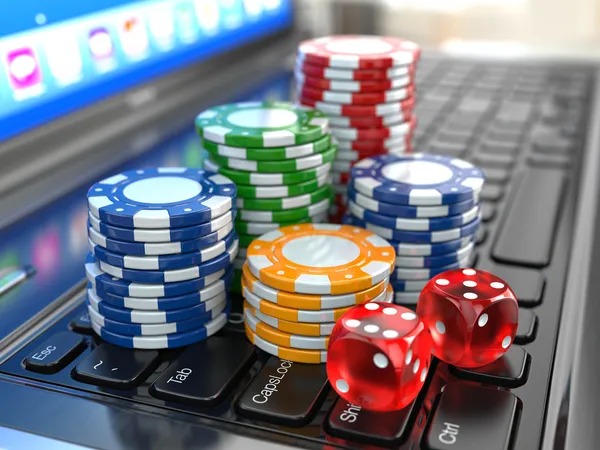 kingdom 4d mobile app showing live dealer actions in Ikan Hoki